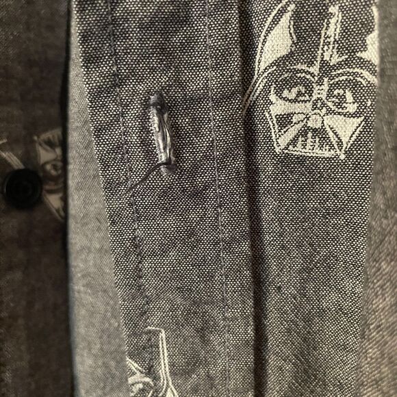 Star Wars Darth Vadar Men's Casual Button Down Shirt Size Medium Gray - Picture 5 of 16